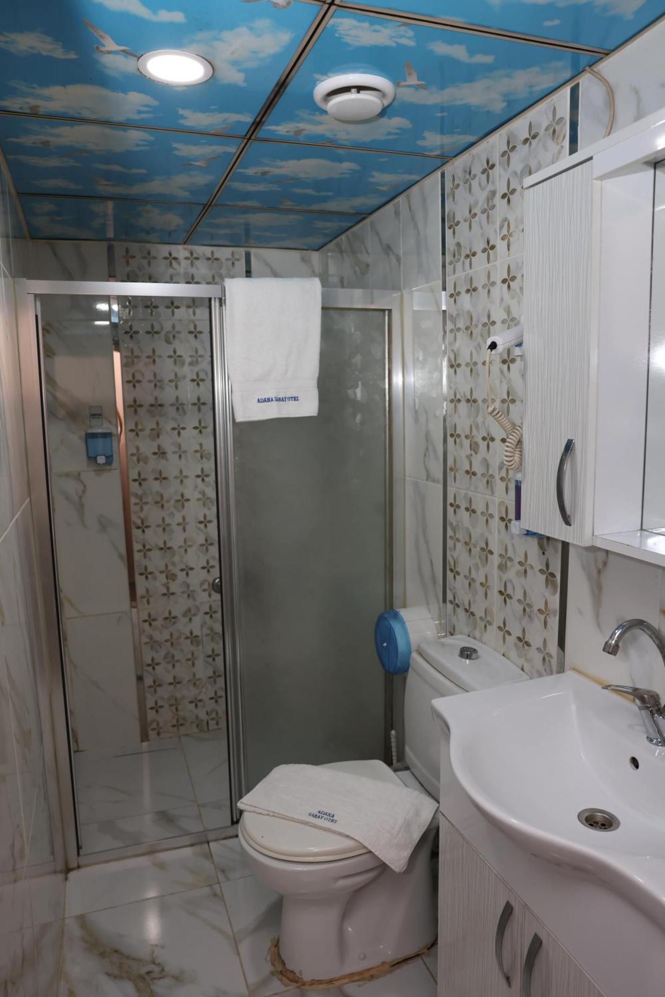 Adana Saray Hotel Экстерьер фото
