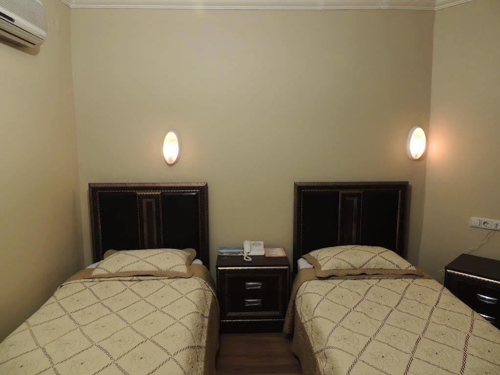 Adana Saray Hotel Экстерьер фото