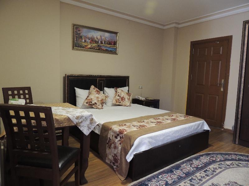 Adana Saray Hotel Экстерьер фото
